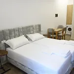 Deja Blue Cozy 3* Durrës